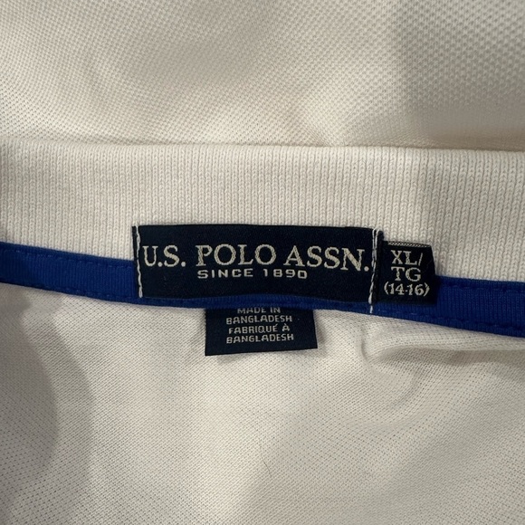 US Polo Assn white polo T-shirt,  collared SZ XL - Picture 4 of 6